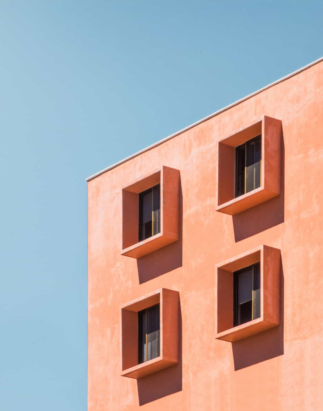 square windows